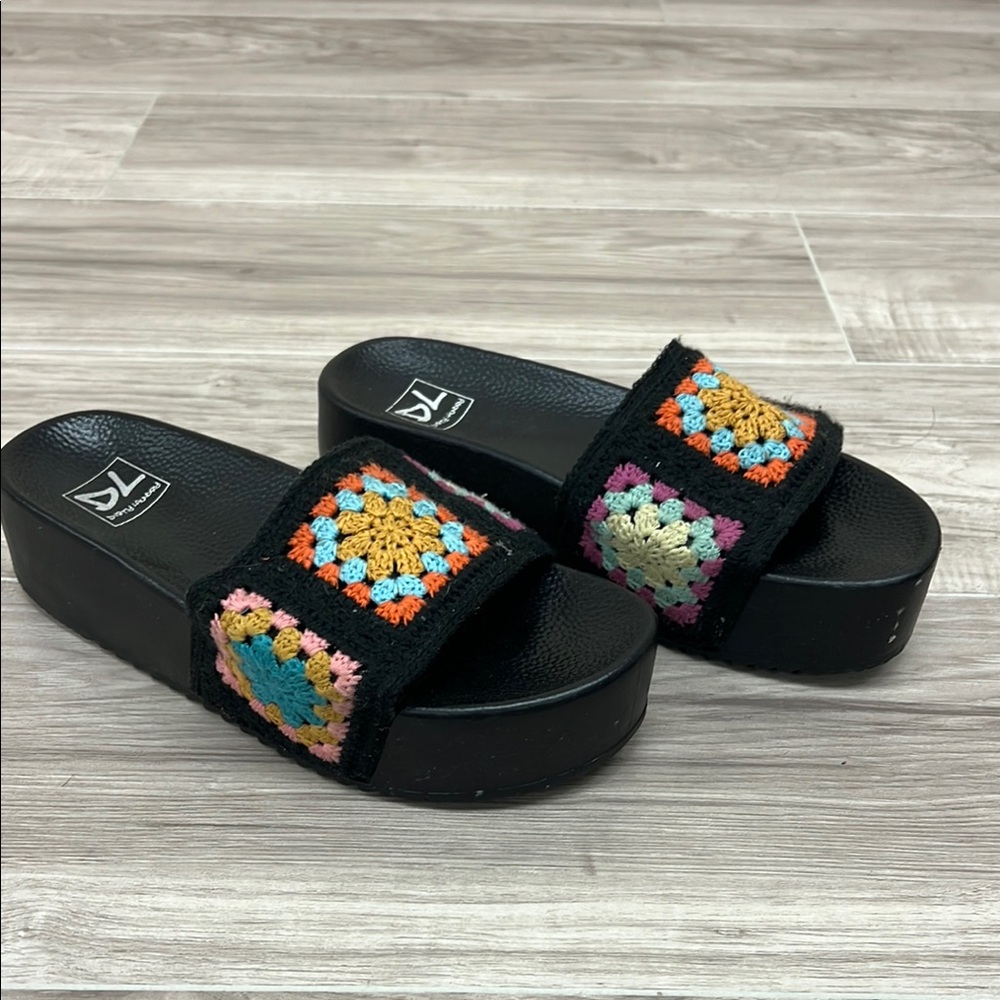 Dirty Laundry Black Platform Sandals